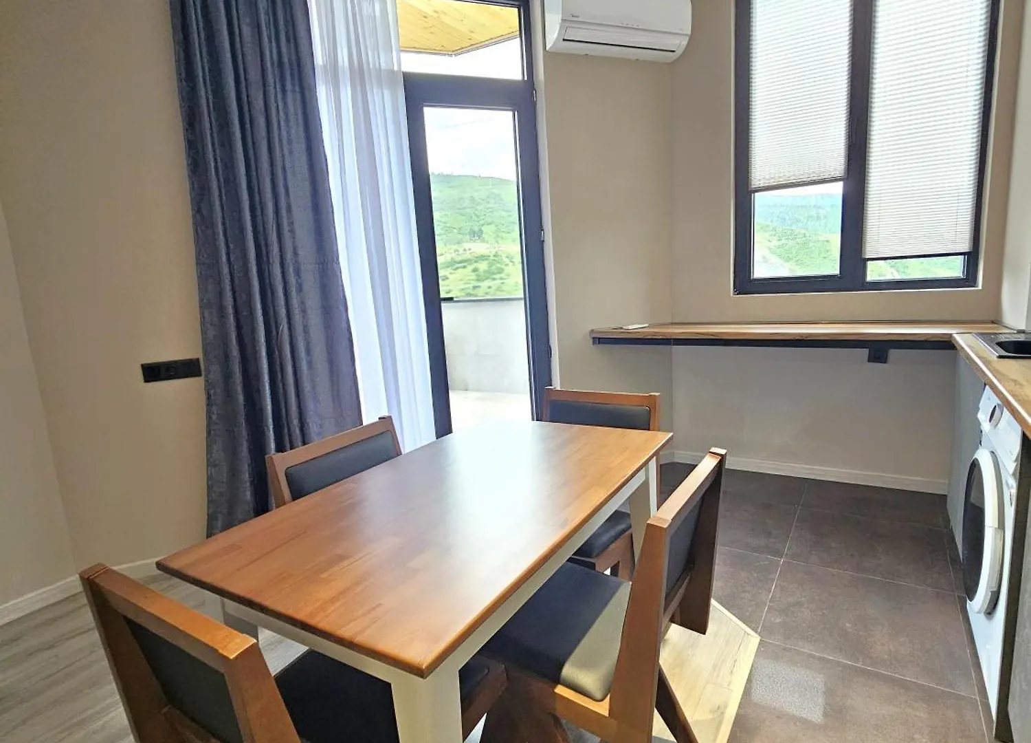 The Passenger Rooms Apartment ティビリシ